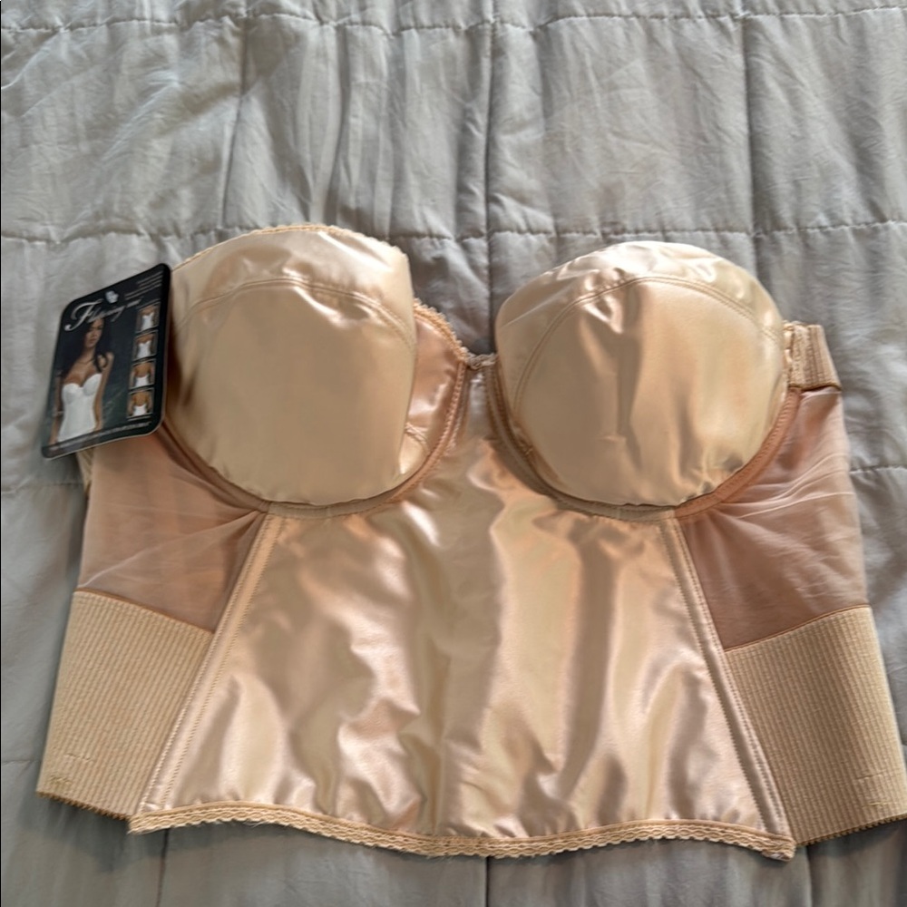 Cream Seamless Underwire Bra Intimates